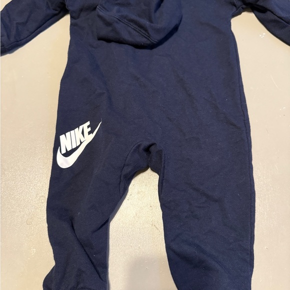 Nike Kids Navy and White Bodysuit - Picture 4 of 4